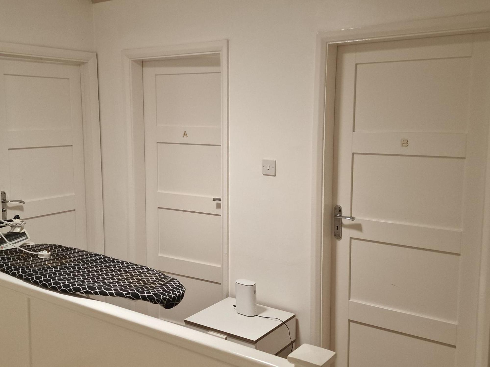 D Elmdon Homestay Shared 4 Bedrooms Birmingham Buitenkant foto