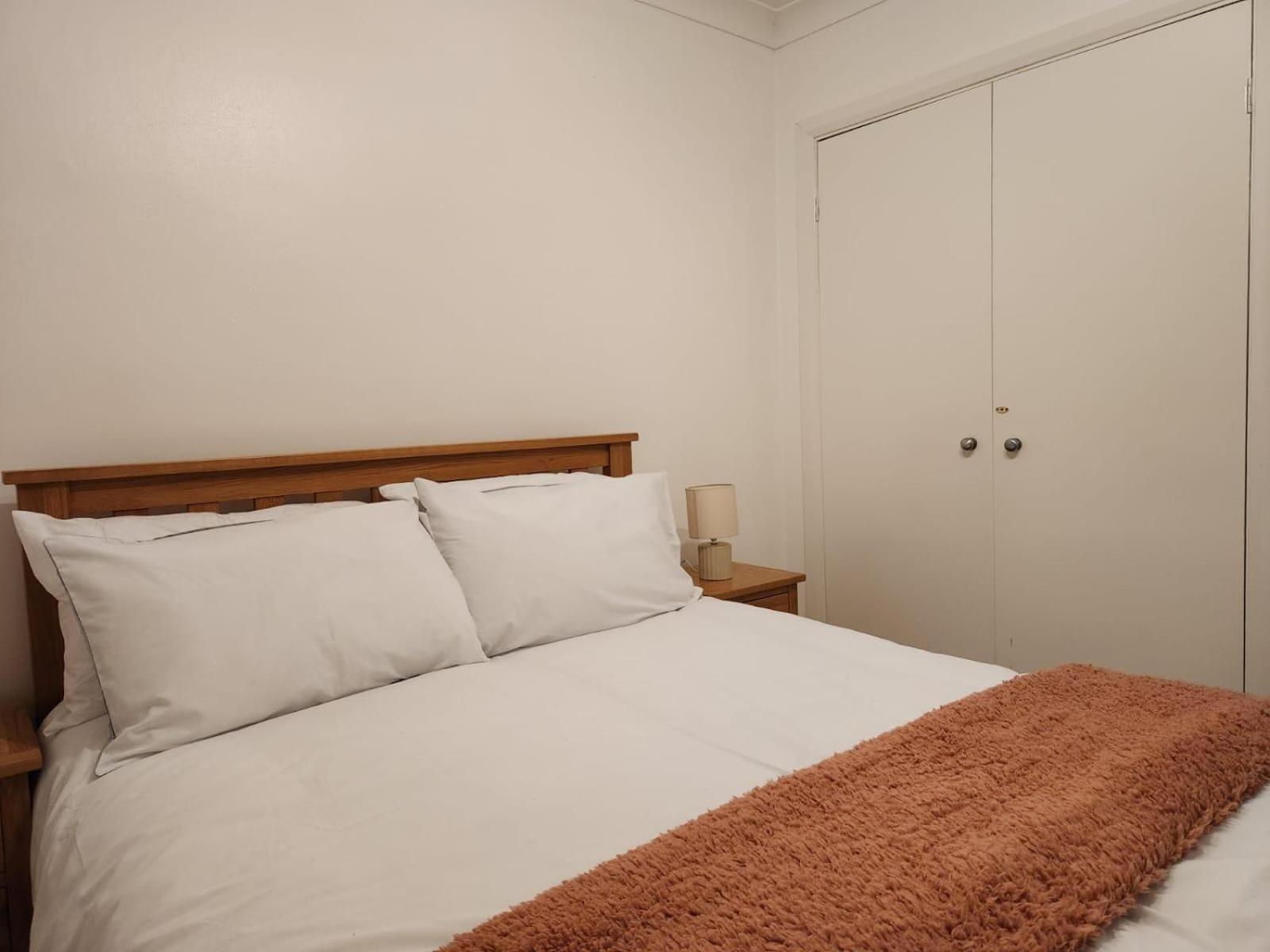 D Elmdon Homestay Shared 4 Bedrooms Birmingham Buitenkant foto
