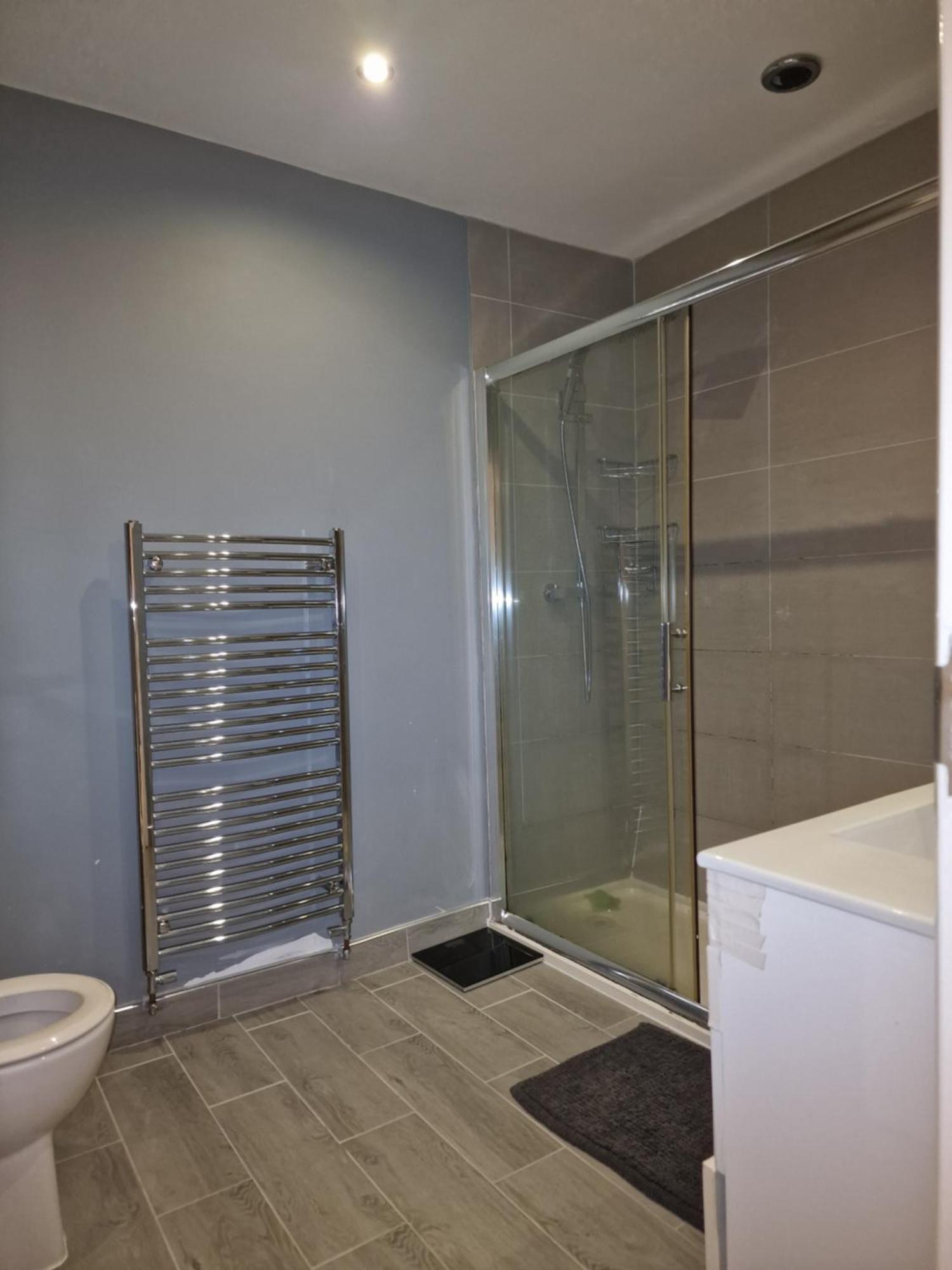 D Elmdon Homestay Shared 4 Bedrooms Birmingham Buitenkant foto