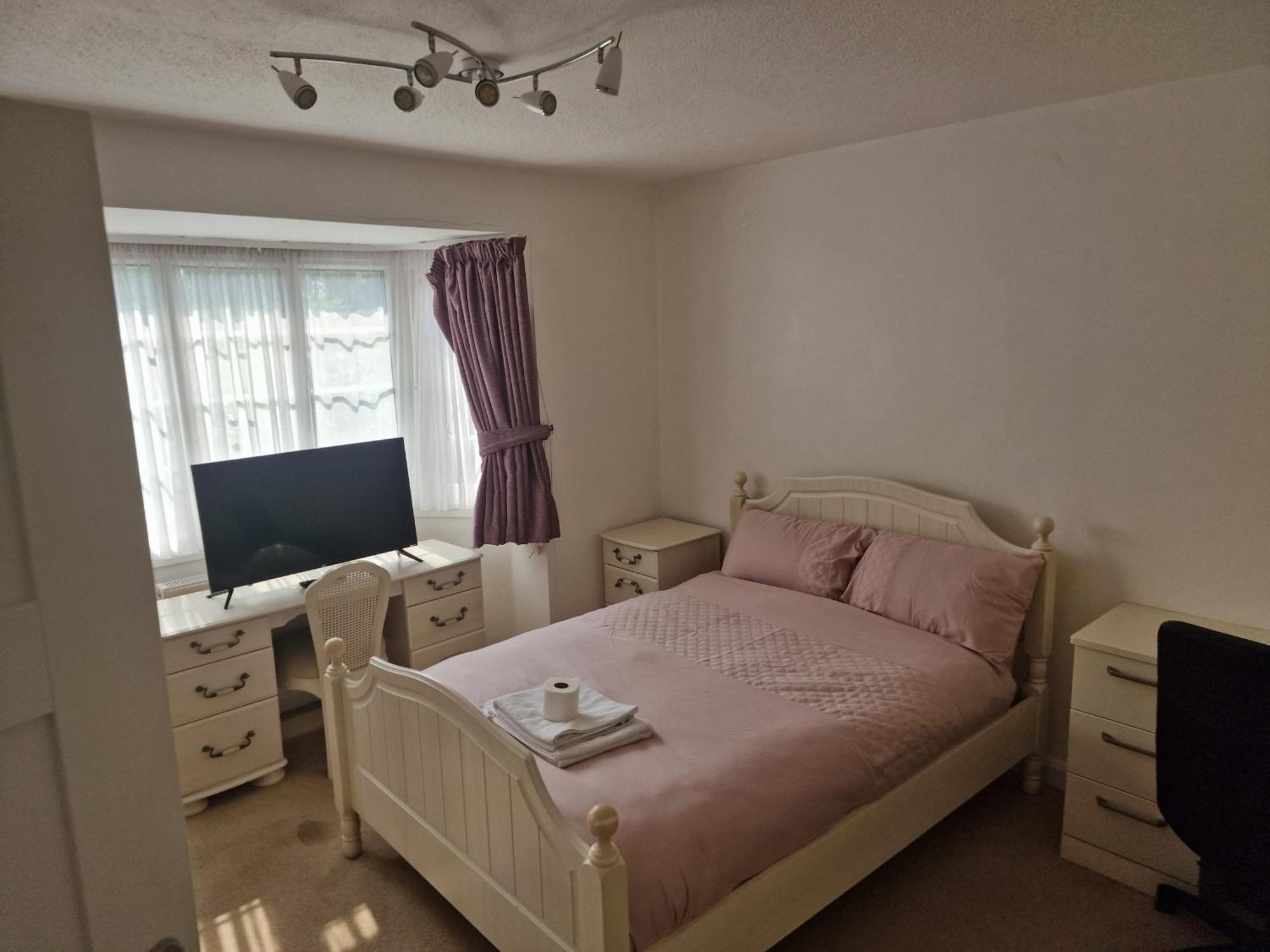 D Elmdon Homestay Shared 4 Bedrooms Birmingham Buitenkant foto