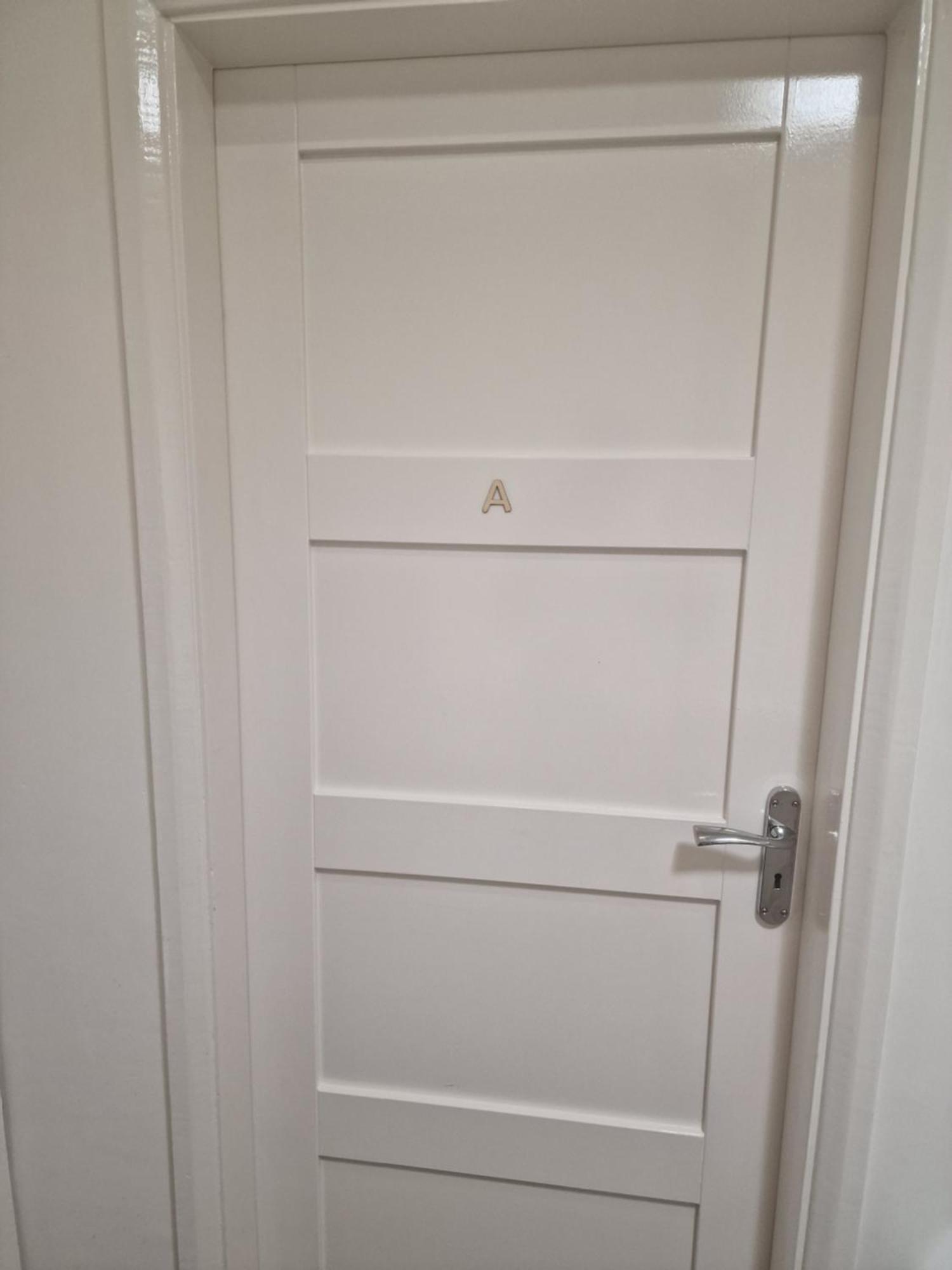 D Elmdon Homestay Shared 4 Bedrooms Birmingham Buitenkant foto